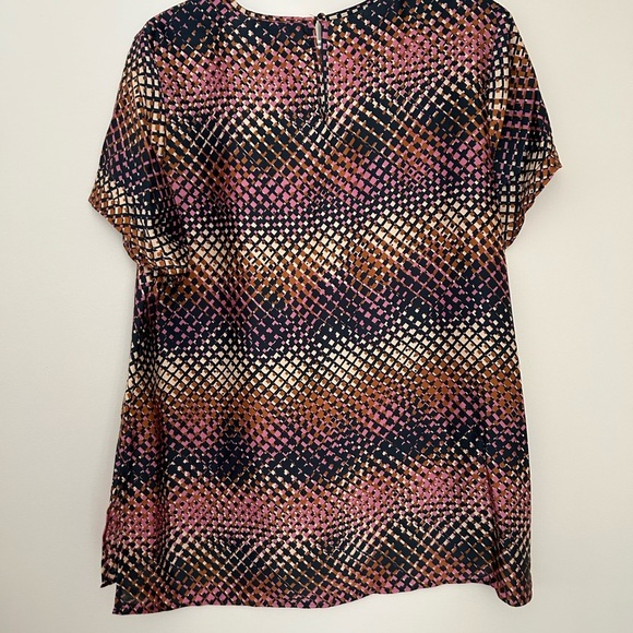 DR2 Brown and Black Boxy Short Sleeve Blouse - Picture 4 of 5